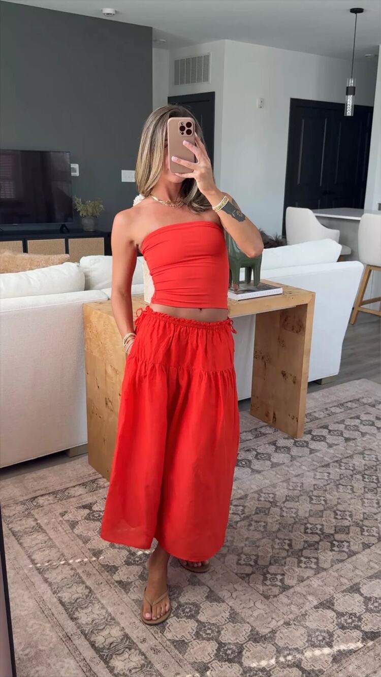 Aritzia Dashwood Skirt and Contour Tube Top Set - S - Poppy Red